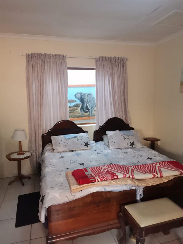 8 Bedroom Property for Sale in Jongensfontein Western Cape